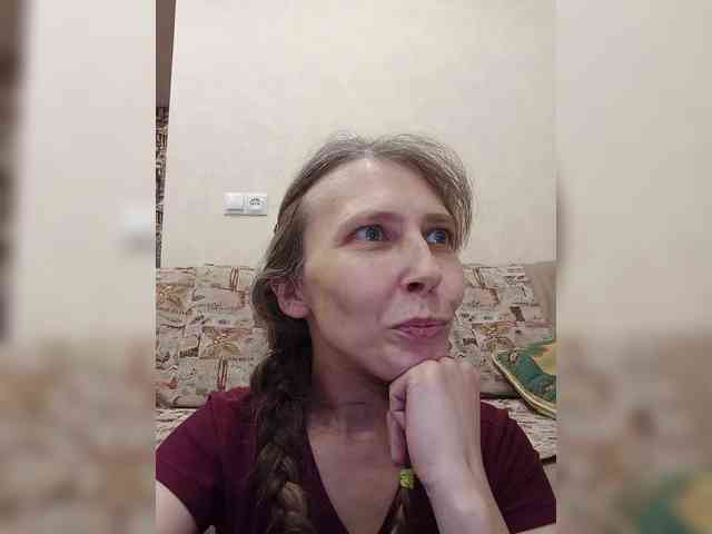 -Queen-Margo- webcam