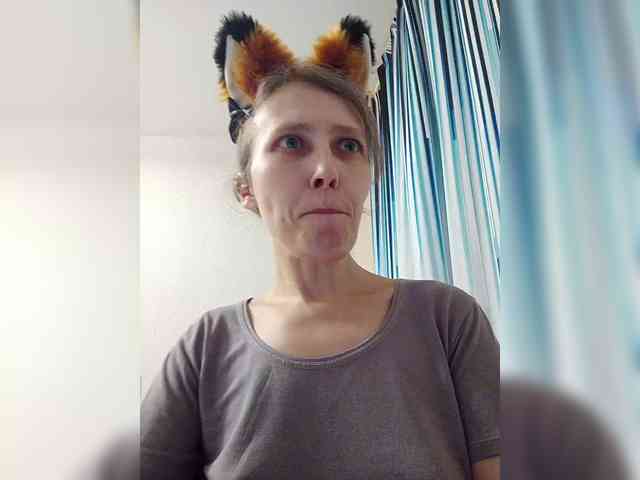 -Queen-Margo- webcam