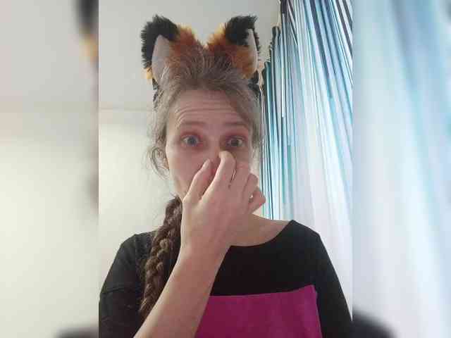 -Queen-Margo- webcam