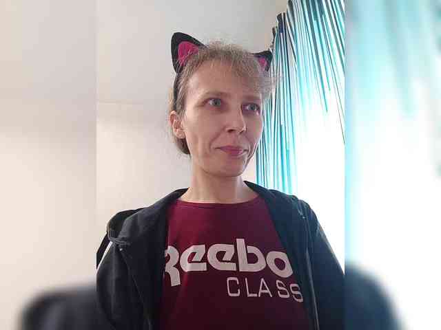 -Queen-Margo- webcam