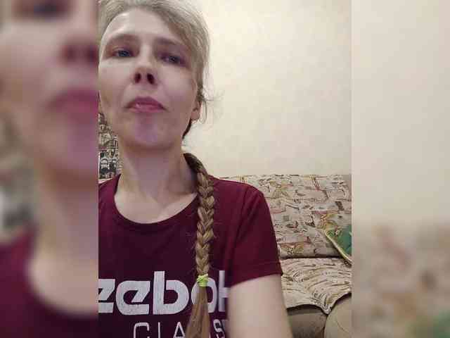 -Queen-Margo- webcam