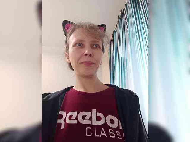 -Queen-Margo- webcam