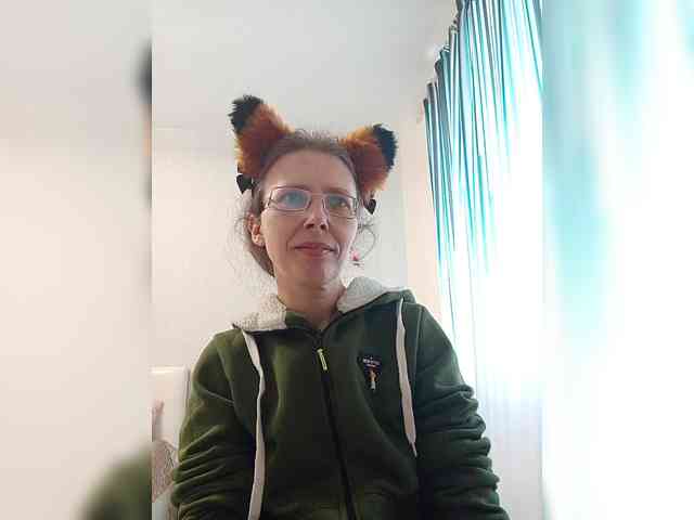-Queen-Margo- webcam