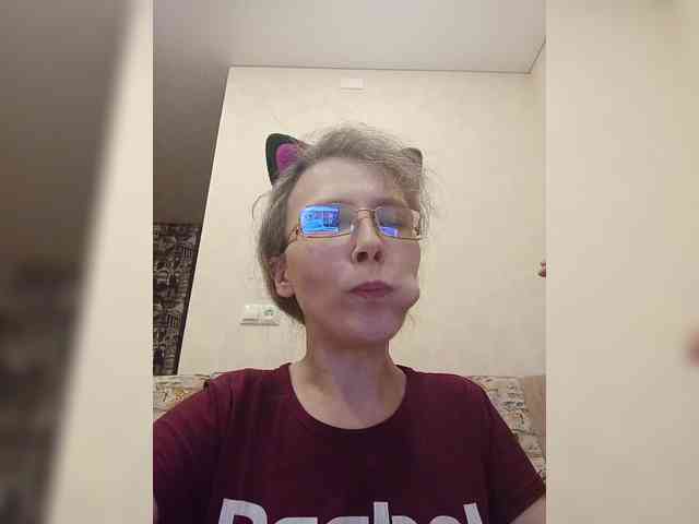 -Queen-Margo- webcam