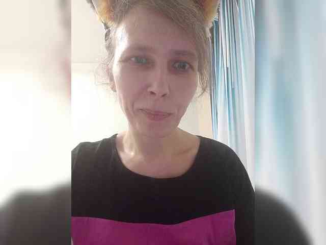 -Queen-Margo- webcam