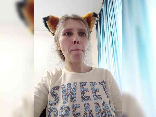 -Queen-Margo- webcam