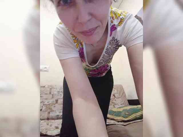 -Queen-Margo- webcam