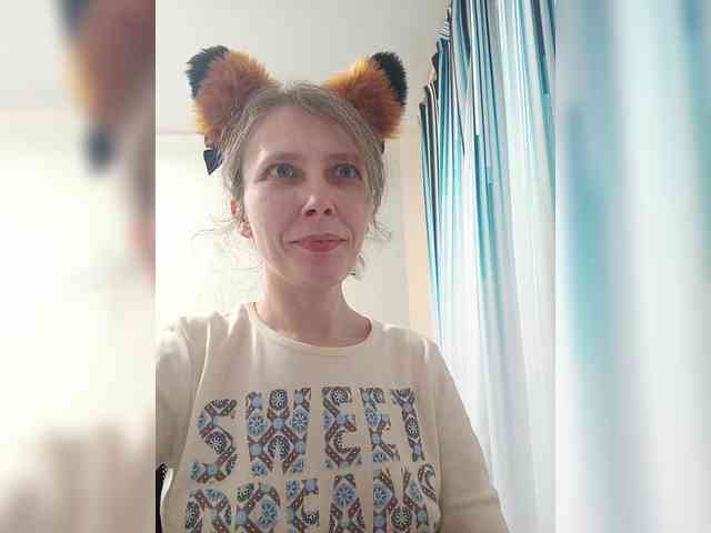 -Queen-Margo- webcam