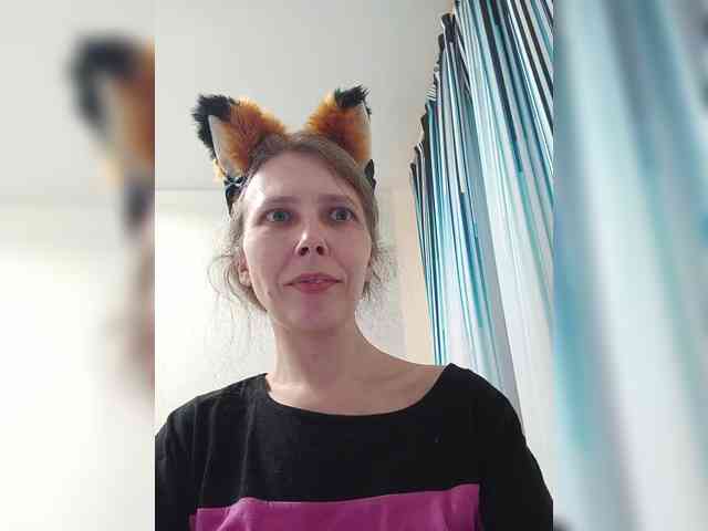 -Queen-Margo- webcam