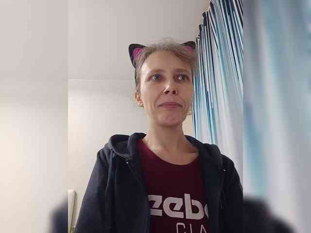 -Queen-Margo- webcam