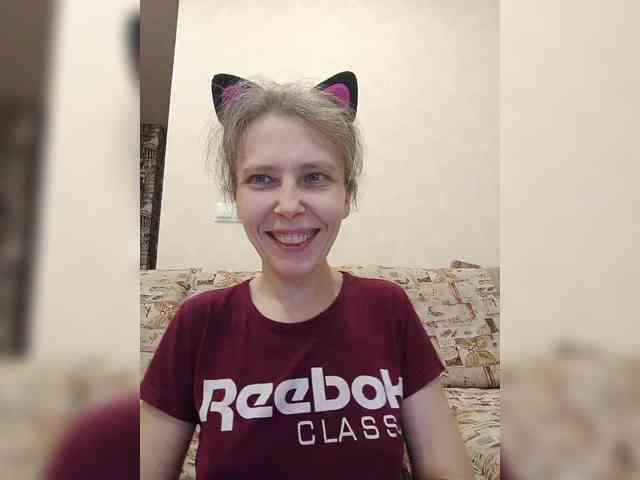 -Queen-Margo- webcam