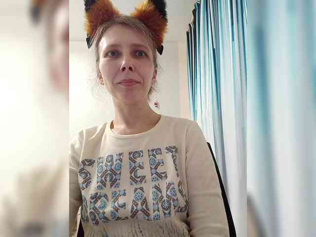 -Queen-Margo- webcam