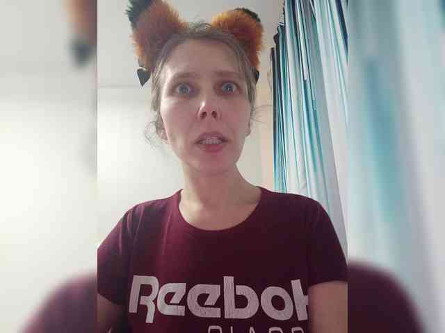 -Queen-Margo- webcam