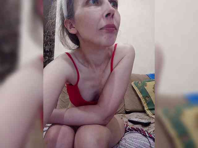 -Queen-Margo- webcam