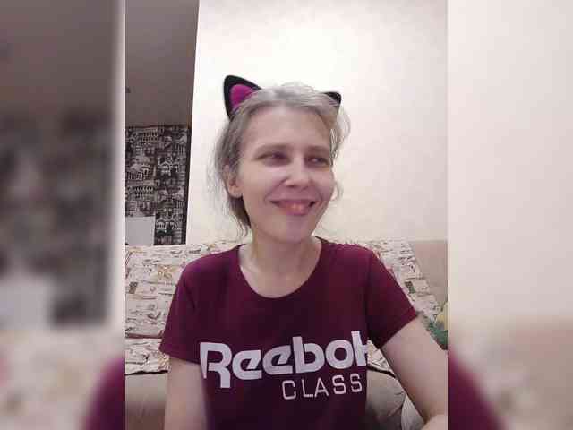 -Queen-Margo- webcam