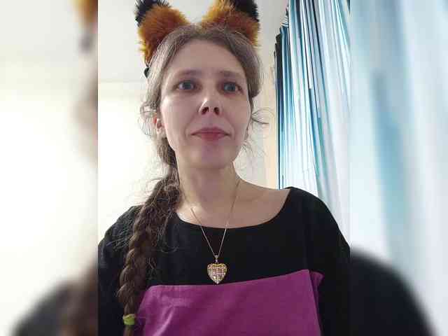 -Queen-Margo- webcam