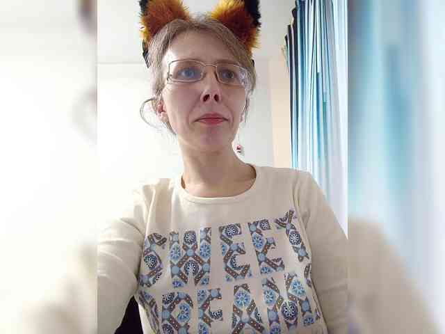 -Queen-Margo- webcam