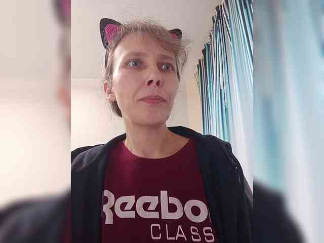 -Queen-Margo- webcam