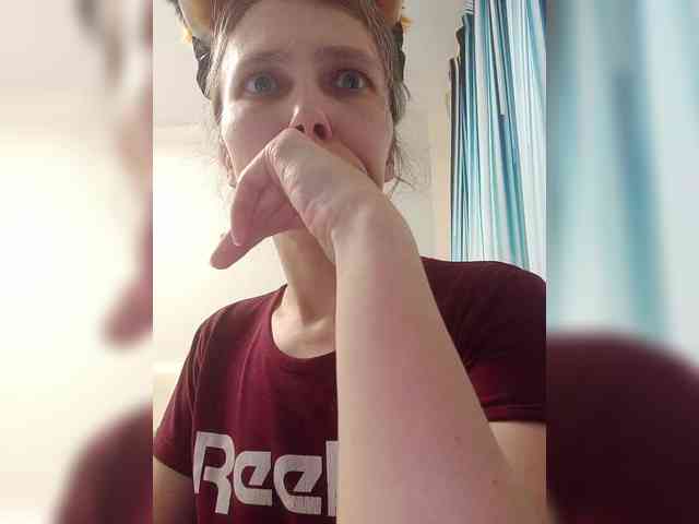 -Queen-Margo- webcam