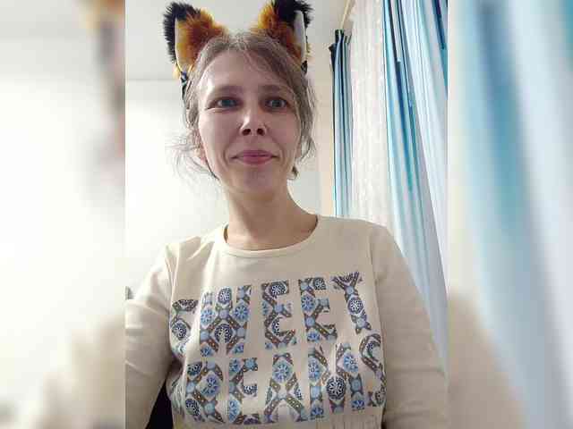 -Queen-Margo- webcam