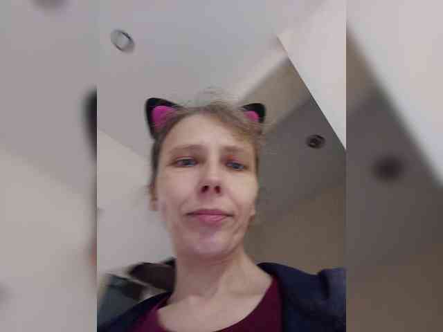 -Queen-Margo- webcam