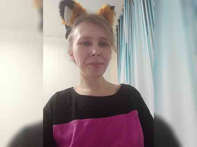 -Queen-Margo- webcam