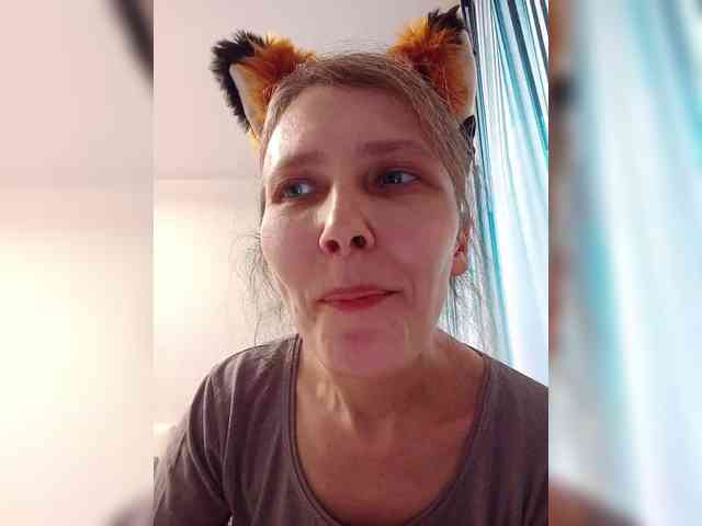 -Queen-Margo- webcam