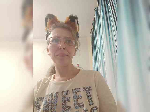 -Queen-Margo- webcam