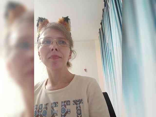 -Queen-Margo- webcam