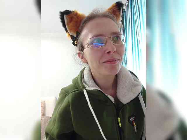 -Queen-Margo- webcam