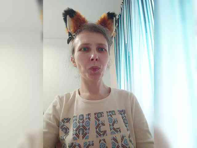 -Queen-Margo- webcam