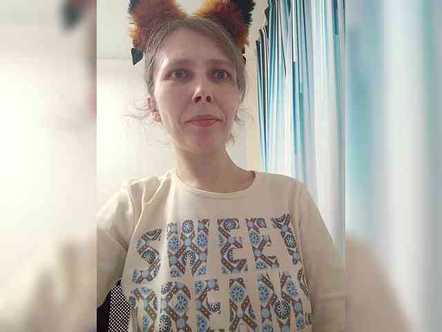 -Queen-Margo- webcam