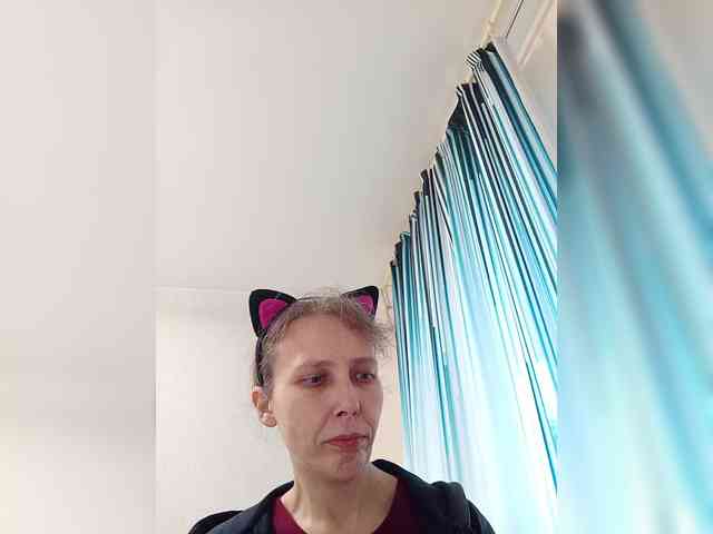 -Queen-Margo- webcam