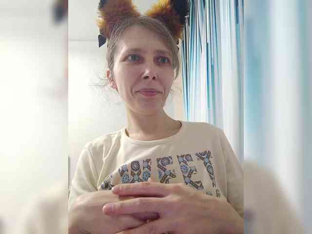 -Queen-Margo- webcam