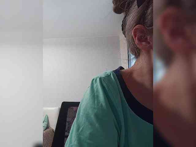 -Queen-Margo- webcam