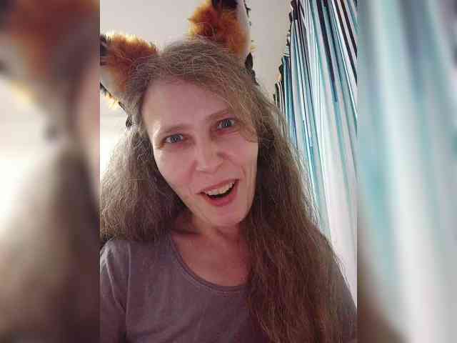 -Queen-Margo- webcam