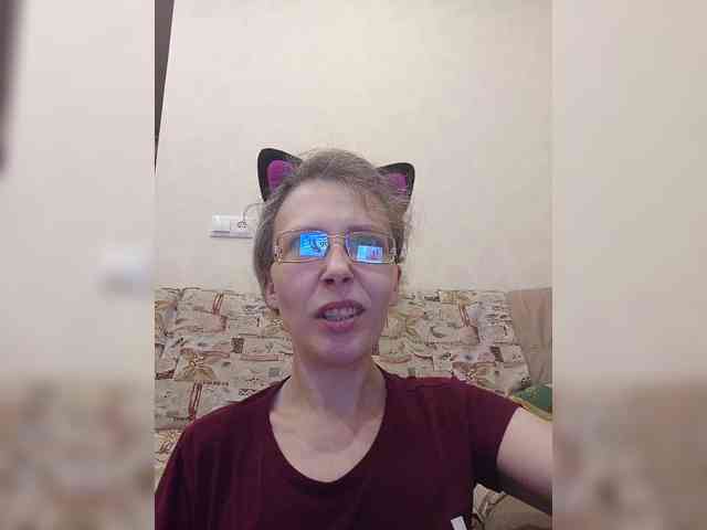 -Queen-Margo- webcam