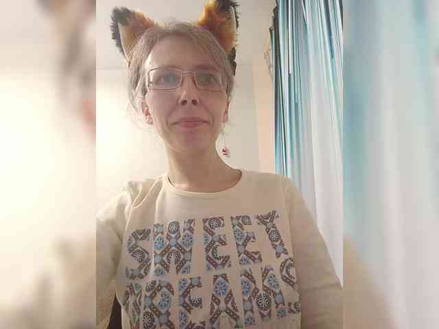 -Queen-Margo- webcam