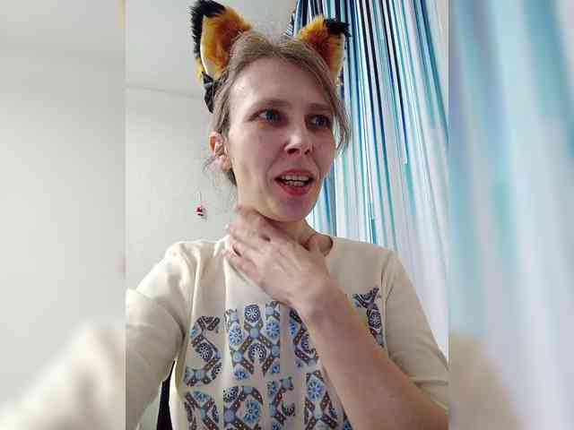 -Queen-Margo- webcam