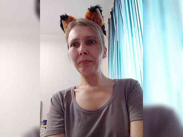 -Queen-Margo- webcam