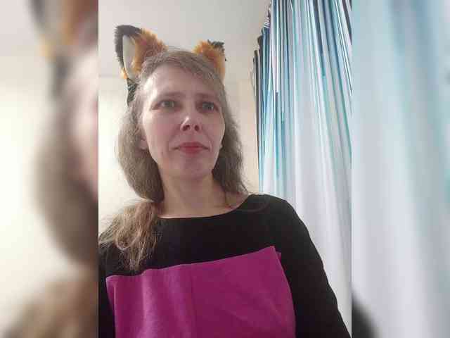 -Queen-Margo- webcam