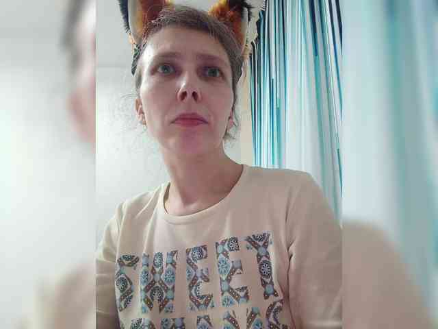 -Queen-Margo- webcam