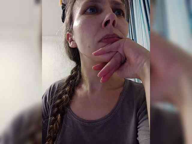 -Queen-Margo- webcam