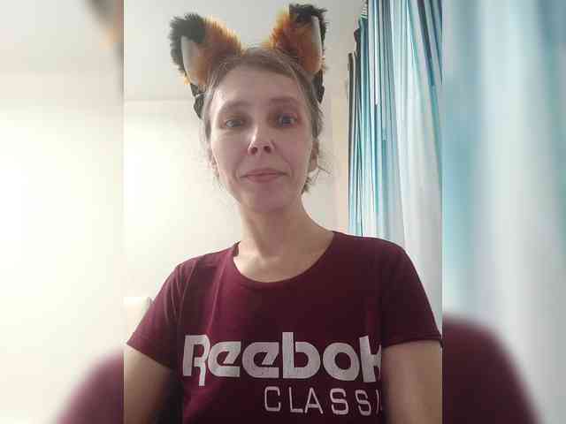 -Queen-Margo- webcam