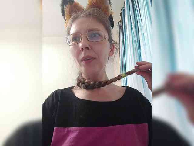 -Queen-Margo- webcam