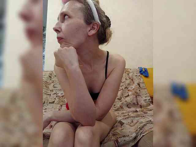 -Queen-Margo- webcam