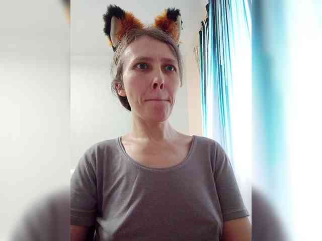 -Queen-Margo- webcam