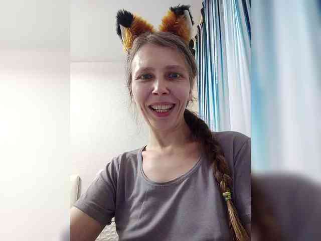 -Queen-Margo- webcam