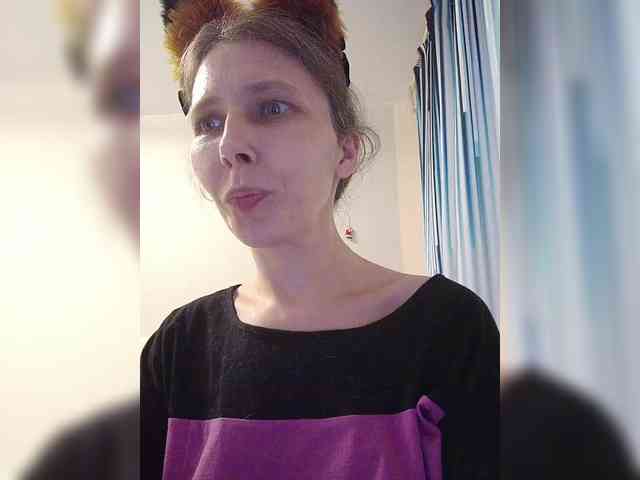 -Queen-Margo- webcam