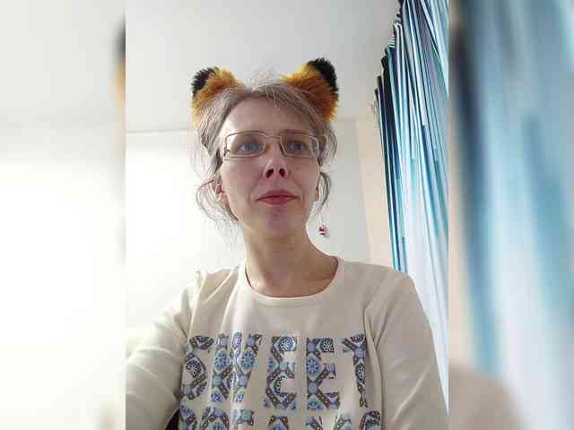 -Queen-Margo- webcam